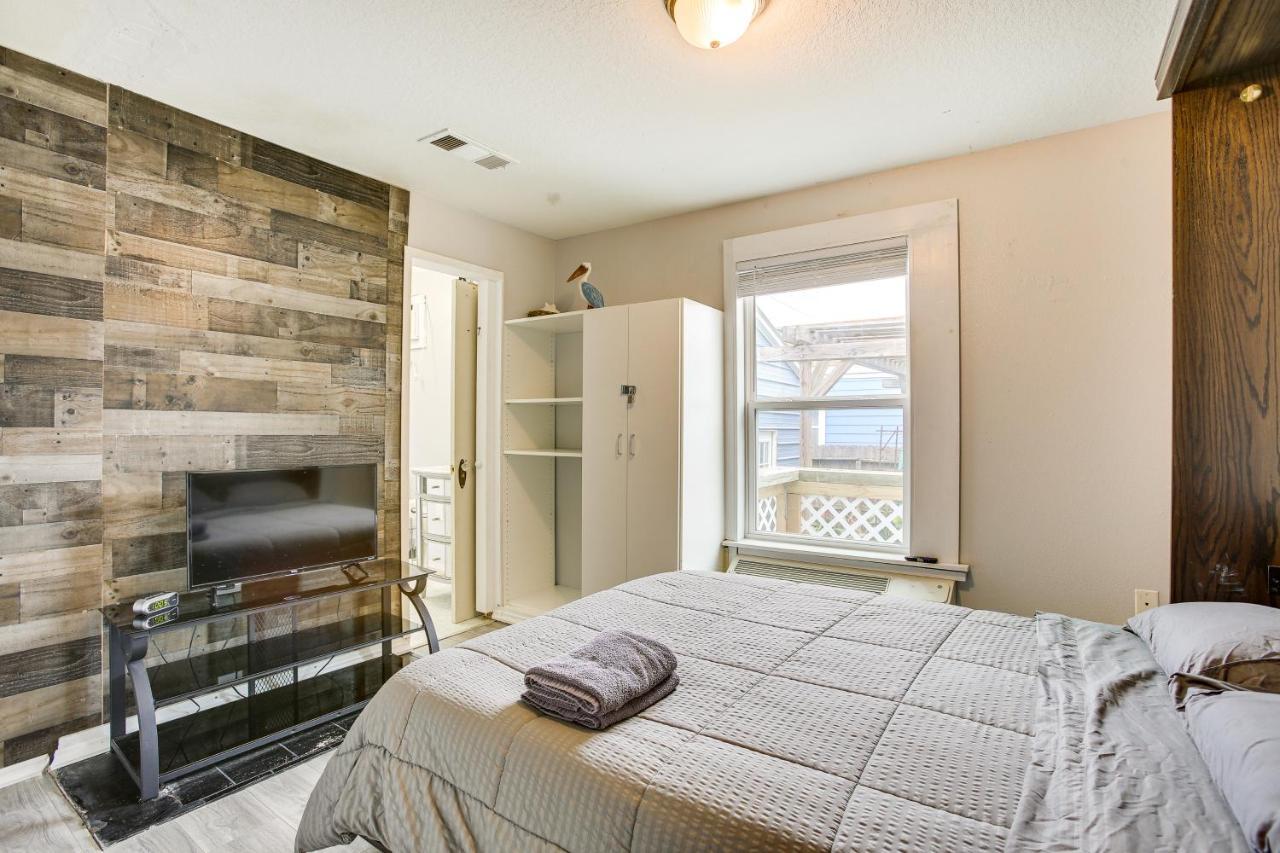 Galveston Cottage About 1 Mi To Beach Pet Friendly! Екстериор снимка