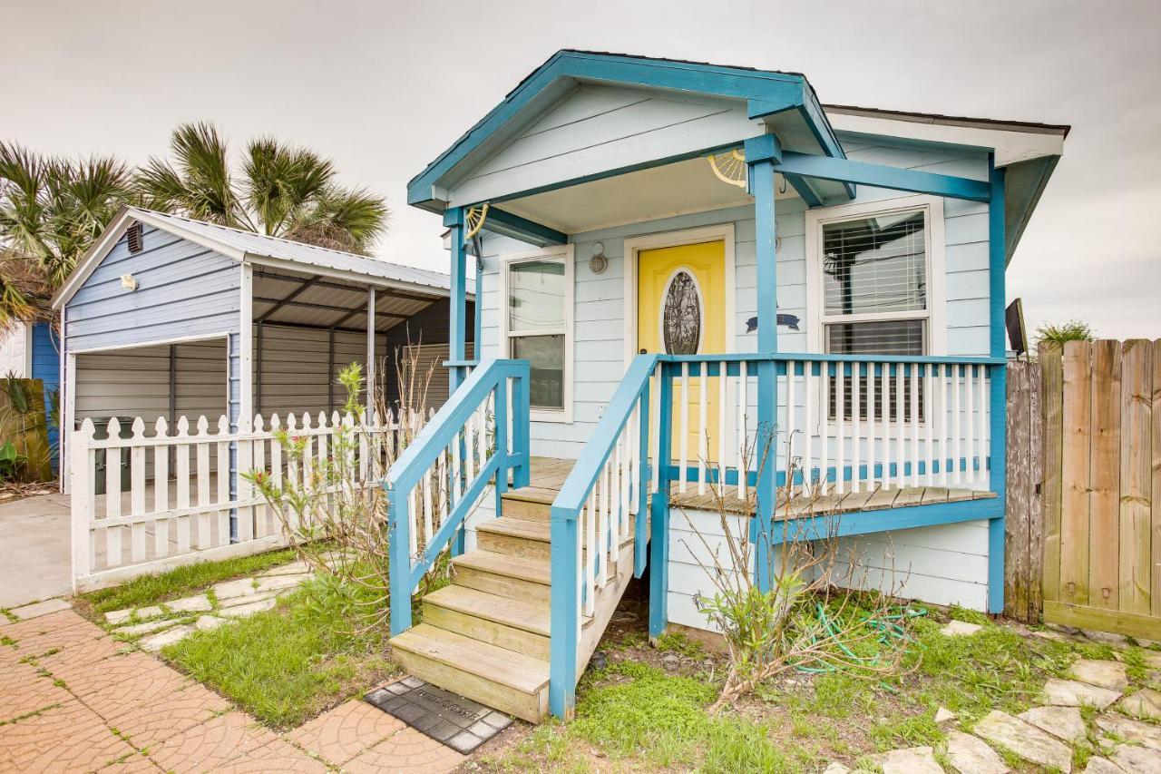 Galveston Cottage About 1 Mi To Beach Pet Friendly! Екстериор снимка