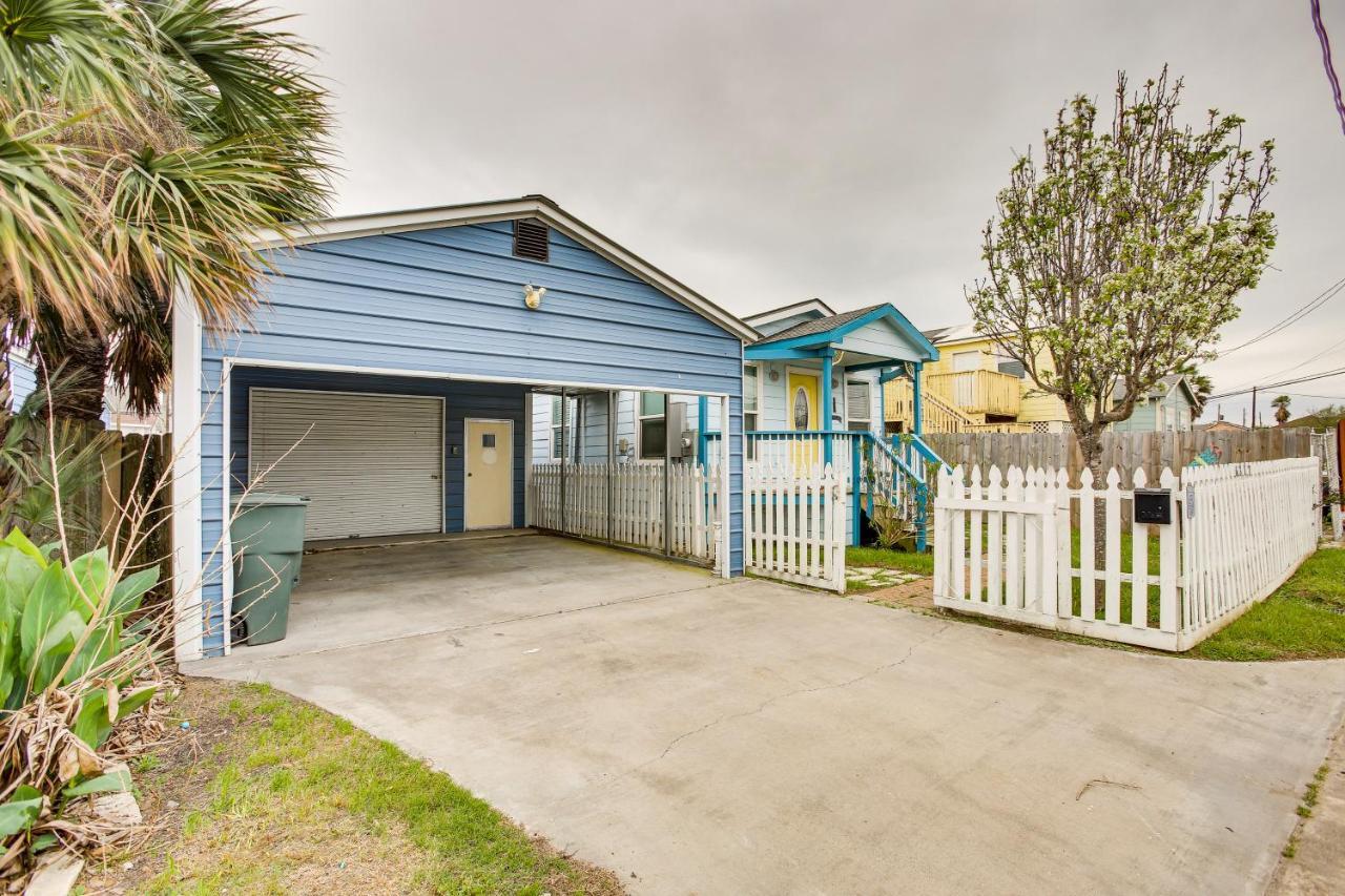 Galveston Cottage About 1 Mi To Beach Pet Friendly! Екстериор снимка